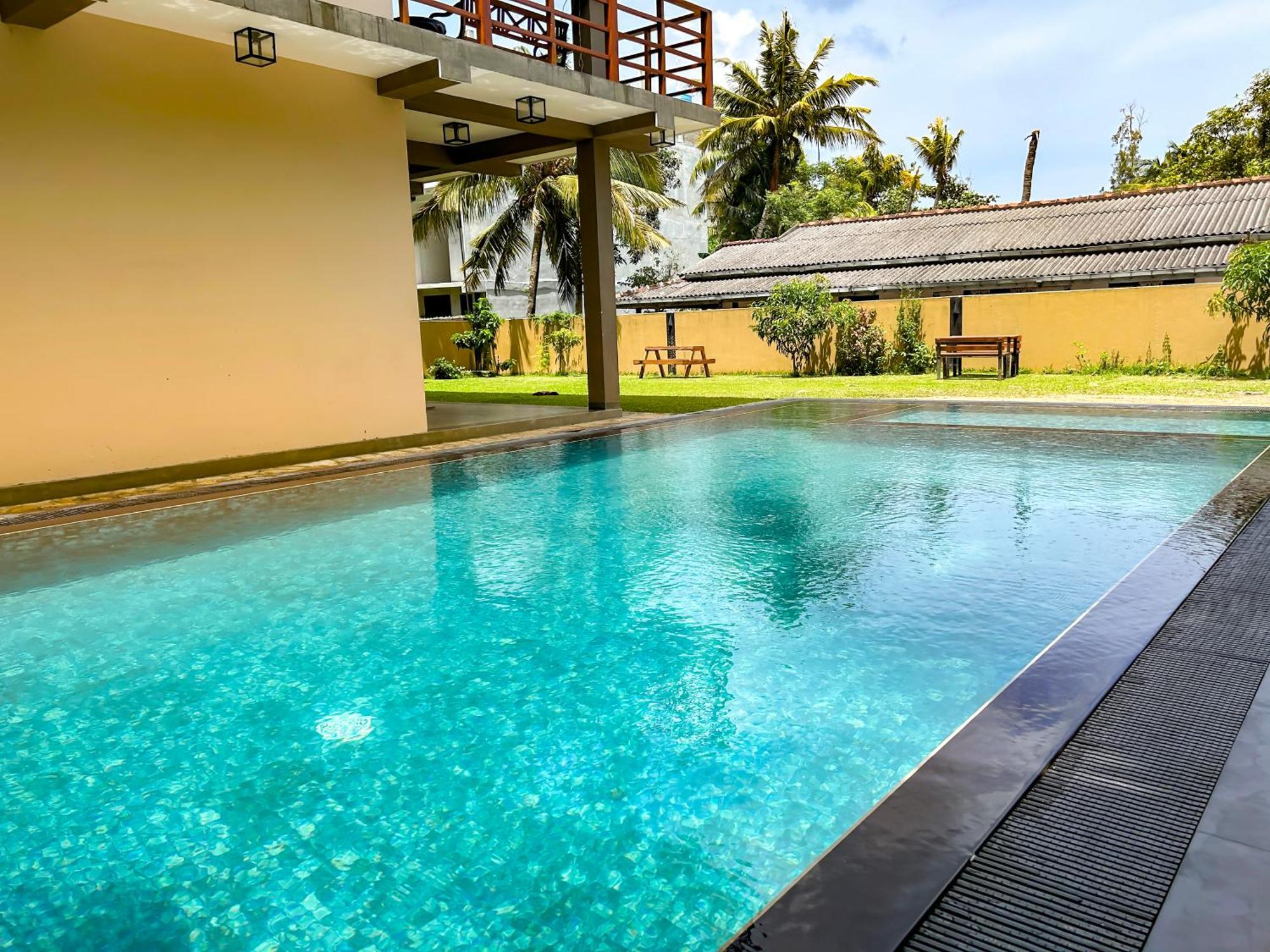 Bungalow By Tropical Villa Велигама Экстерьер фото